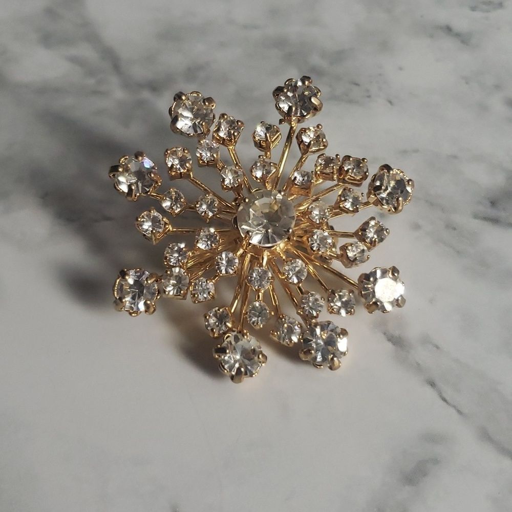 Vintage Layered Faux Diamond Snowflake Brooche